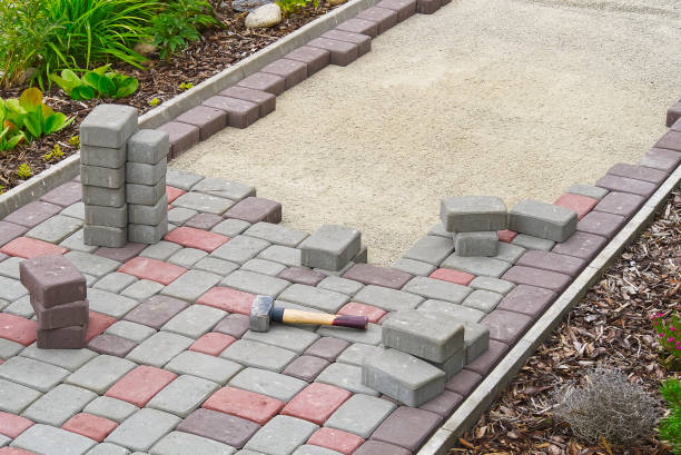 Best Custom Driveway Pavers  in Rainbow Lakes Estates, FL