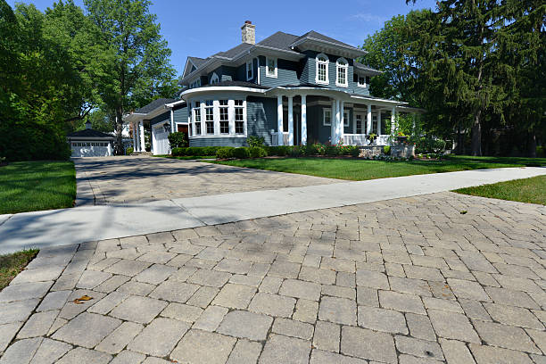 Best Driveway Paving Contractor  in Rainbow Lakes Estates, FL